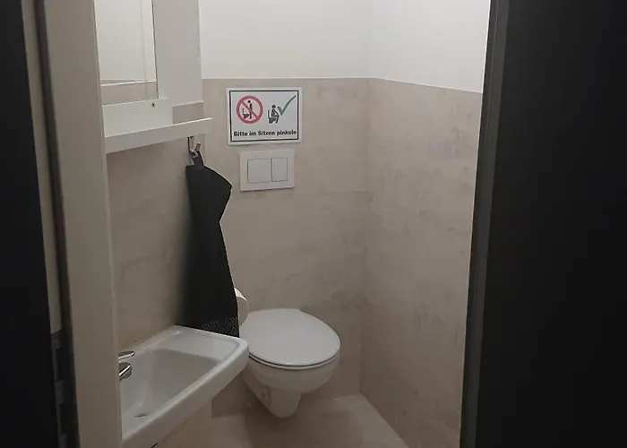 Гостевой дом Dreibettzimmer Mit Gemeinschaftskueche Und Je 2 Dusch- Und 2 Toilettenzimmern *