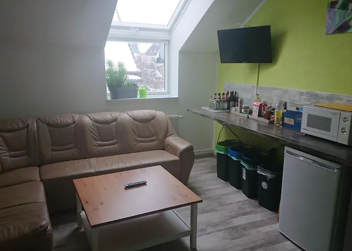 Dreibettzimmer Mit Gemeinschaftskueche Und Je 2 Dusch- Und 2 Toilettenzimmern Гостевой дом *